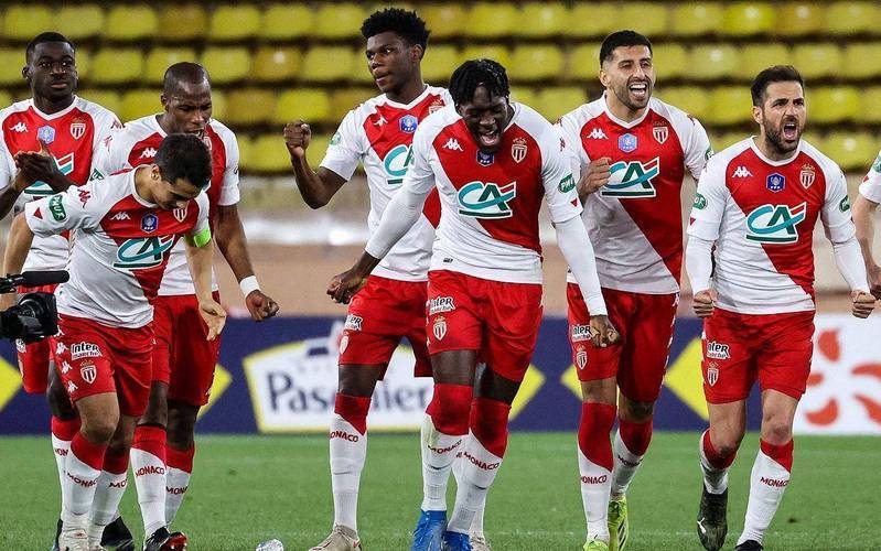 转折点！多伦多猛龙防线松动，法国杯赛后攻防权衡，赛场秩序良好，更衣室氛围转暖的简单介绍